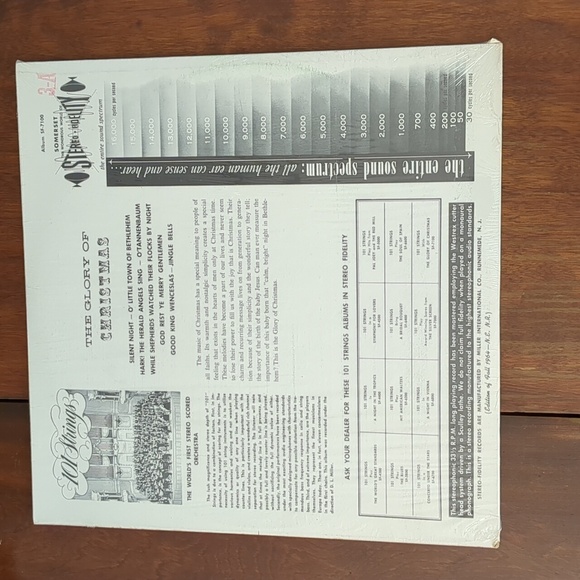 101 Strings Christmas Moods Vinyl Record With Green Cover - Picture 2 of 6